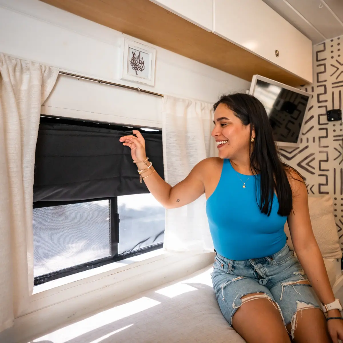 Vanessential Ford Transit Stealth Crew Window Cover 4