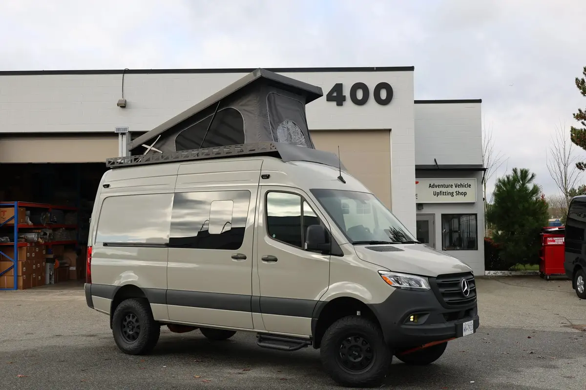 Roamlabx Carbon Fiber Roof Top Tent - 2007+ Mercedes Sprinter 144" 1