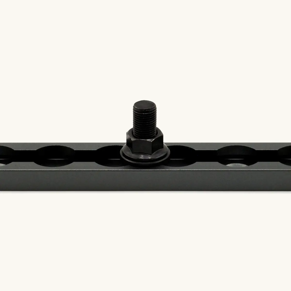 Vanessential Venture L-Track M10 Single Stud Bolts - 1 Inch (25Mm) 1