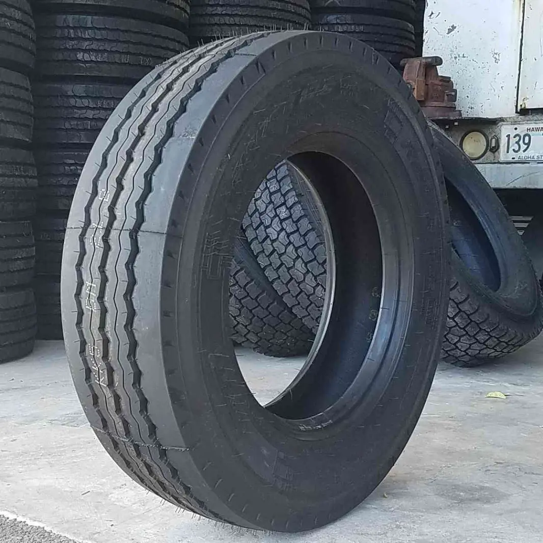 Set Of 8 Tires 215/75R17.5 Pirelli R89 Trailer 16 Ply 1