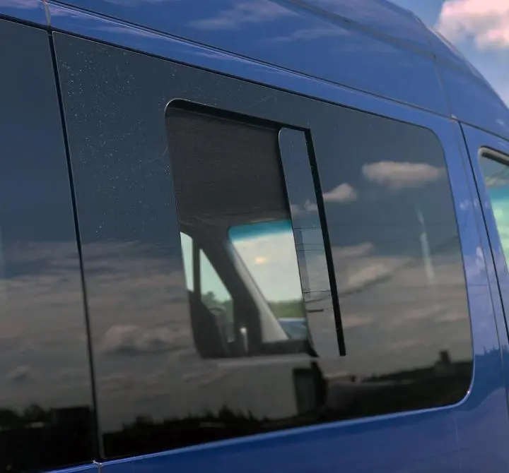 Ama Passenger Side Sliding Door Screened Half-Slider Window 2007-2024 (Ms06-R1-Hss P) 1