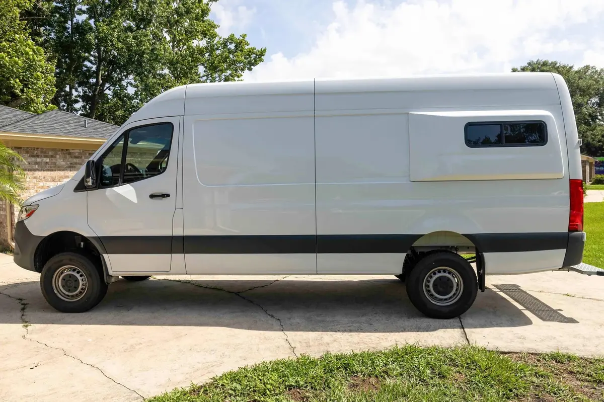 Flarespace 2007+ Mercedes Sprinter 170" Full Flares 2