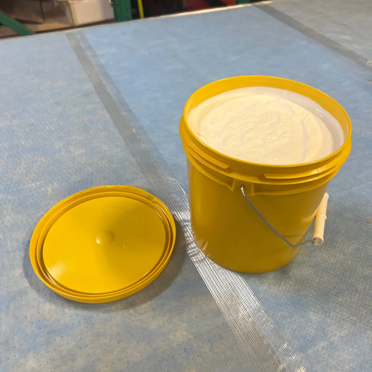 Rb Components Tpo Flooring - Coin Adhesive 1