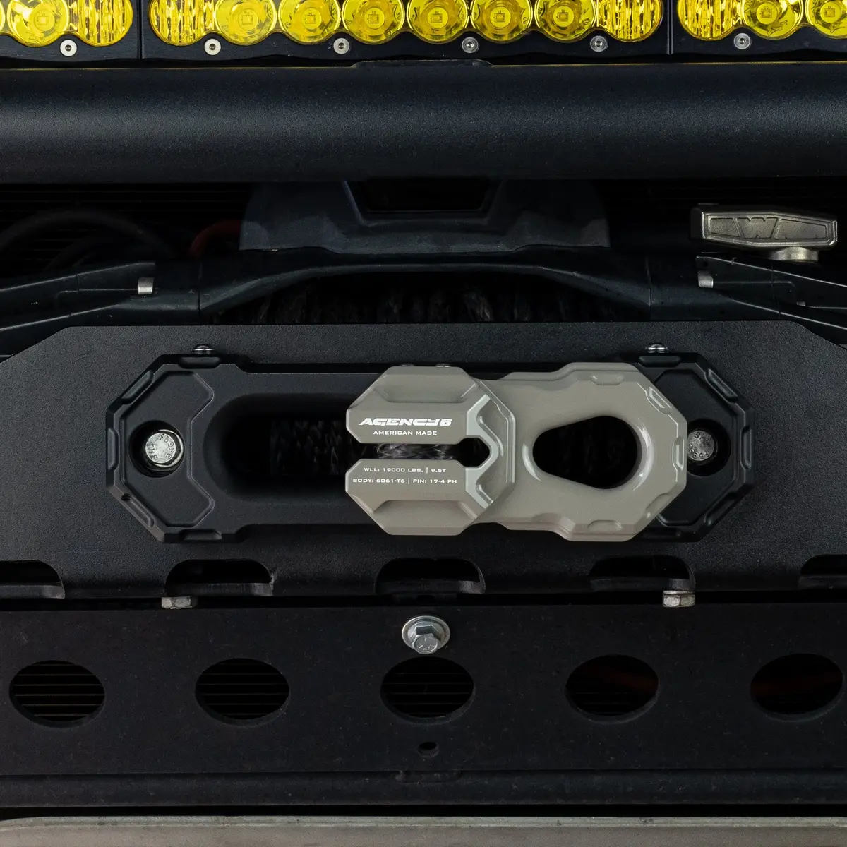 Billet Winch Shackle - Earth Grey 1