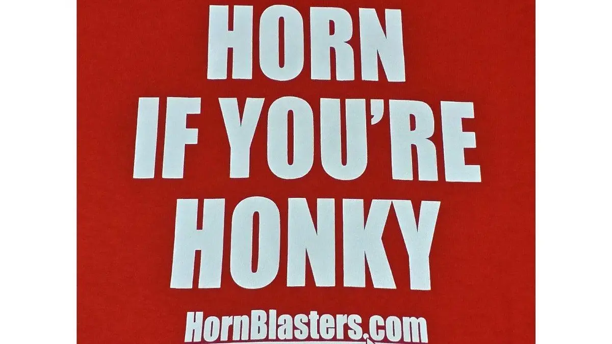 Horn If You're Honky T-Shirt 3