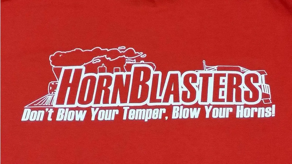 Horn If You're Honky T-Shirt 6