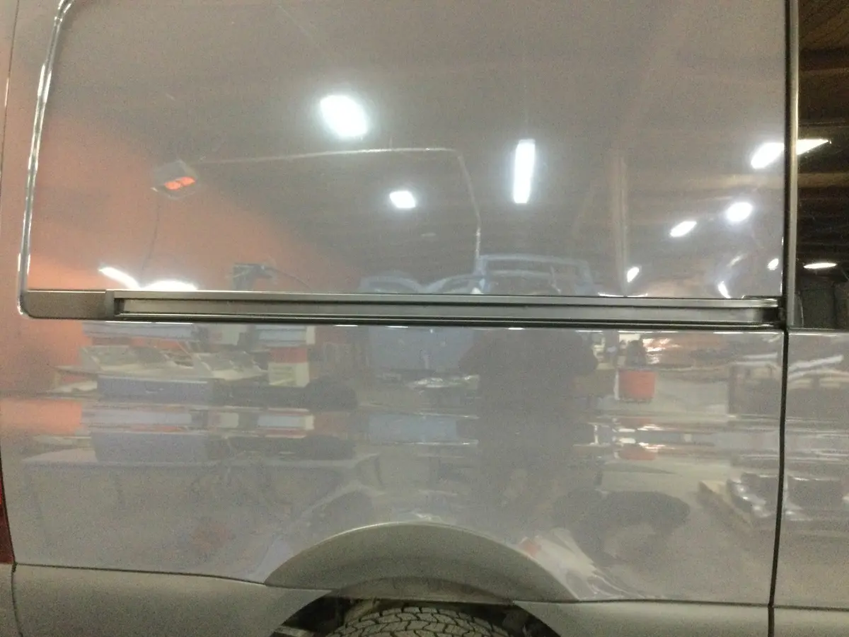 Terrawagen Black Slider Track 1