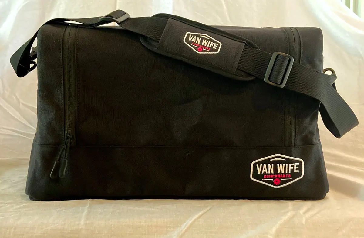 18" Hanging Bag By Van Wife Components 1