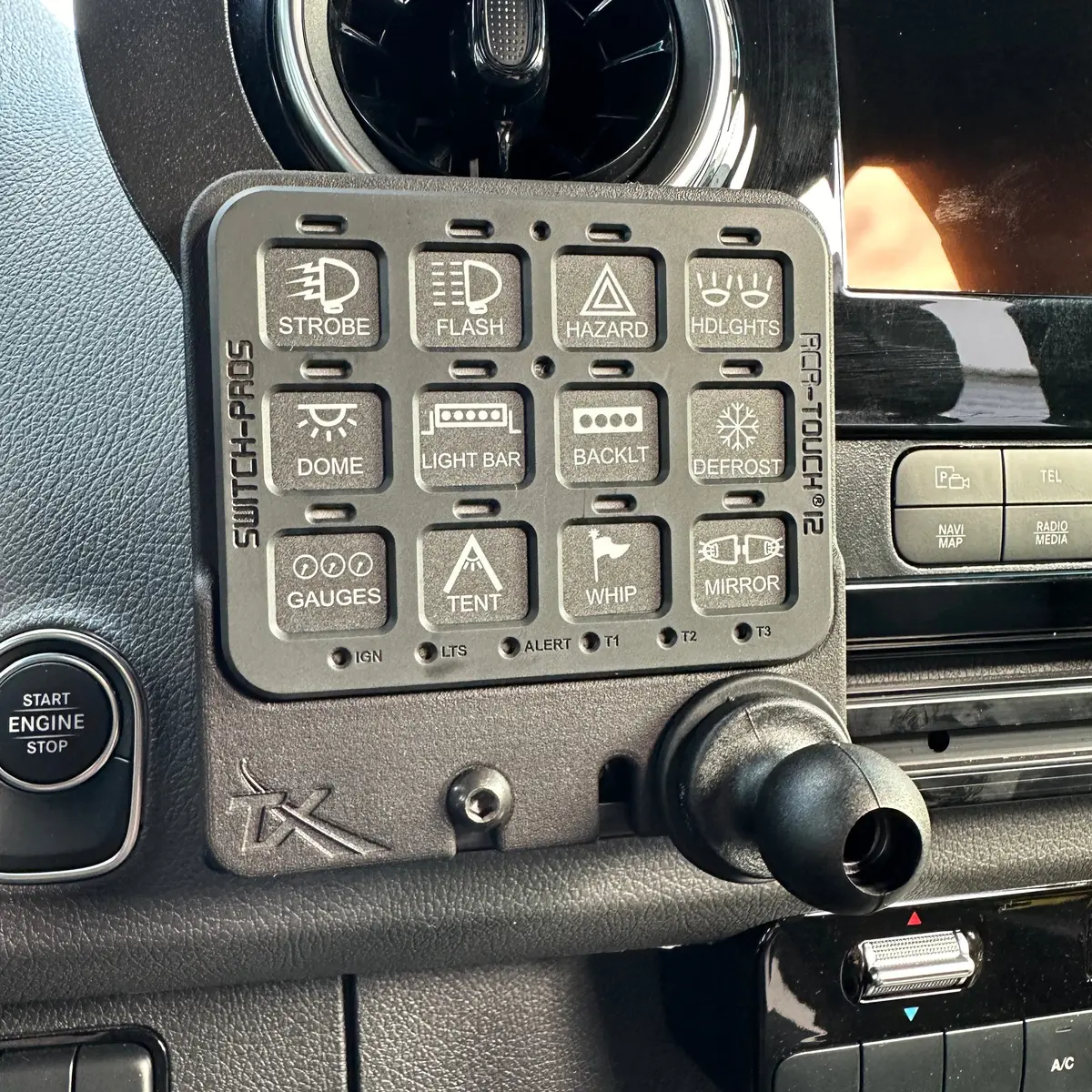 Terra X Switch-Pros Navidok Mounting Plate 1