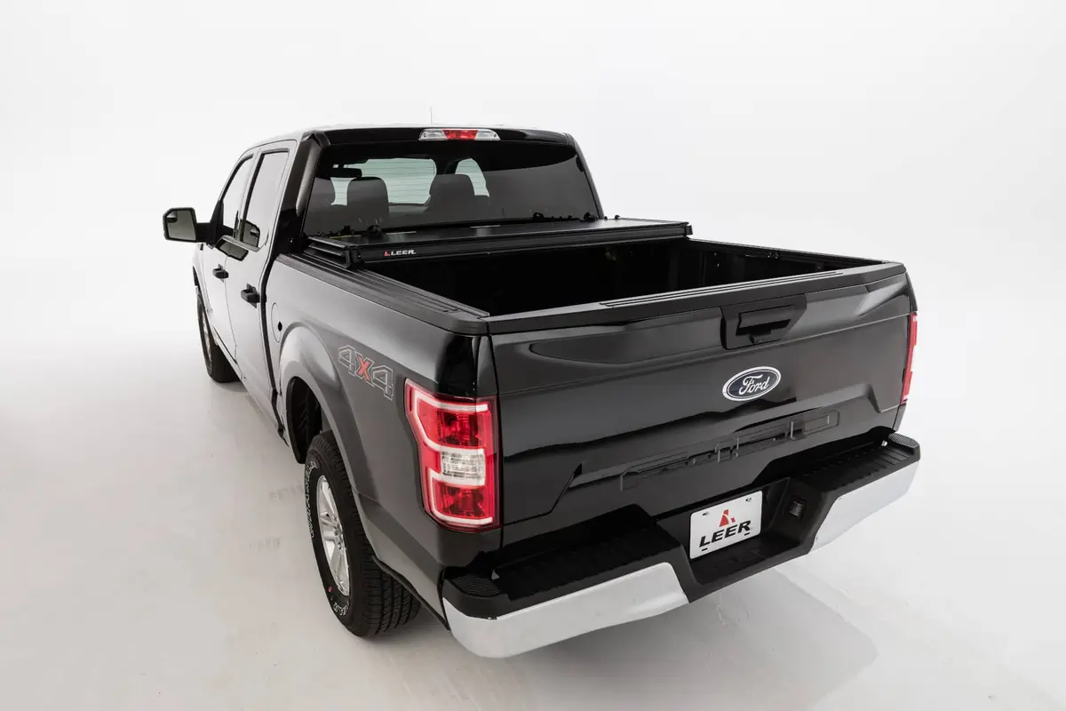 Leer 631115 Box Cvr 17-21 Titan 5.5' 2