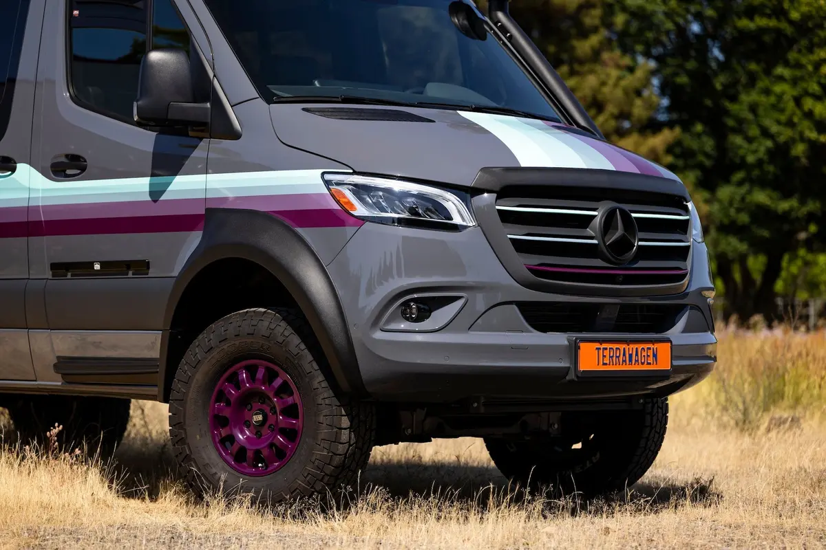 Terrawagen Aero Hood Spoiler Sprinter 907 2