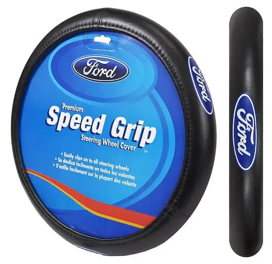 Plasticolor 6725 Steering Wheel Cover 1