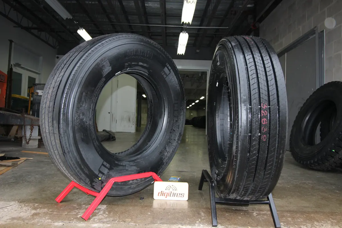 Tire 11R22.5 Pirelli H89 Steer 16 Ply L 146/143 1