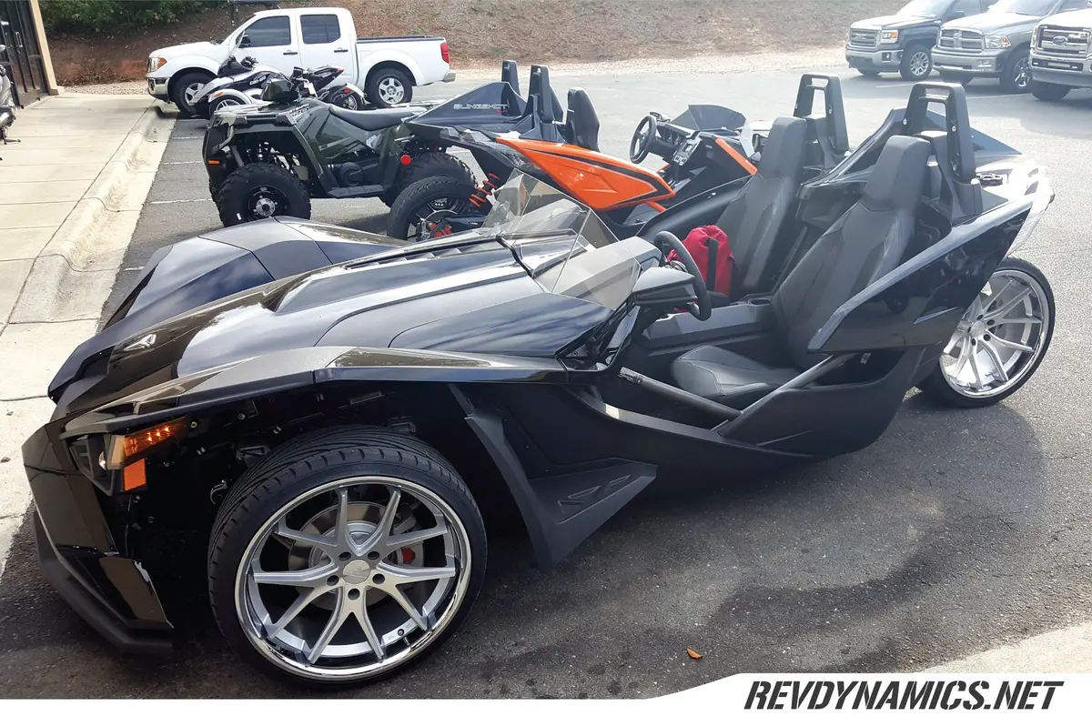 Ferrada Fr2 Slingshot 20" Wheel And Tire Package 1