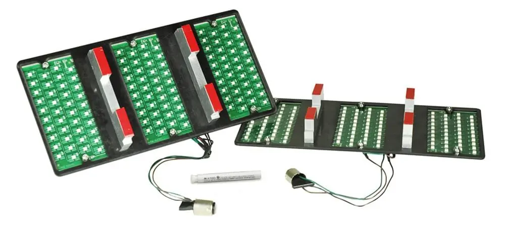 Dakota Digital Led Taillight Conversion Kit – Plug-And-Play For Classic Cars (Lat-Nr442) 1